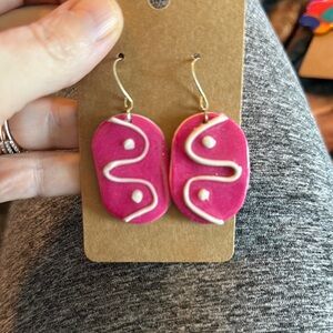 Super fun pink and white dangle earrings
